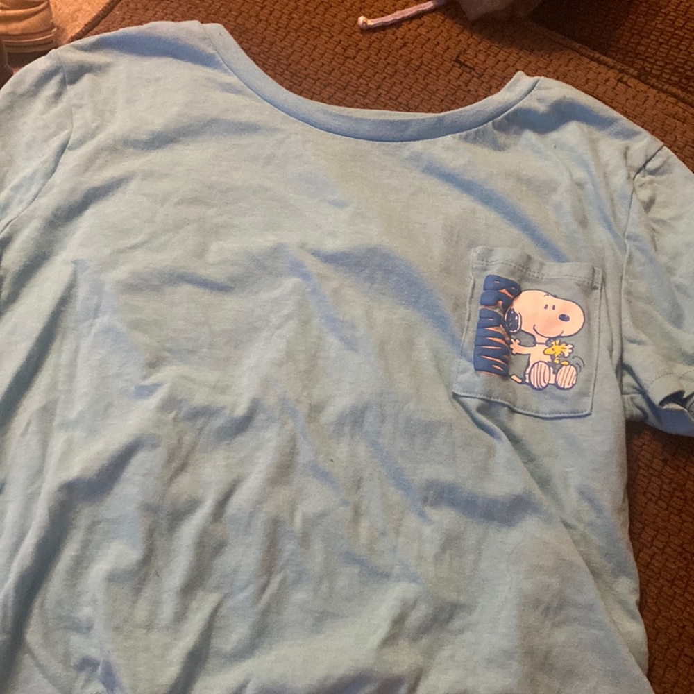 Cute snoopy t-shirt